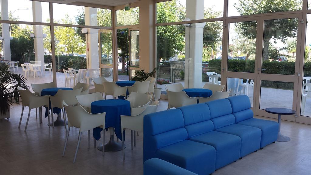 Hotel Miramare Джуліанова Екстер'єр фото
